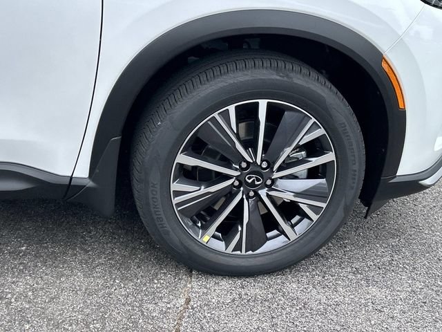 New 2027 INFINITI QX60 Luxe FWD image 9