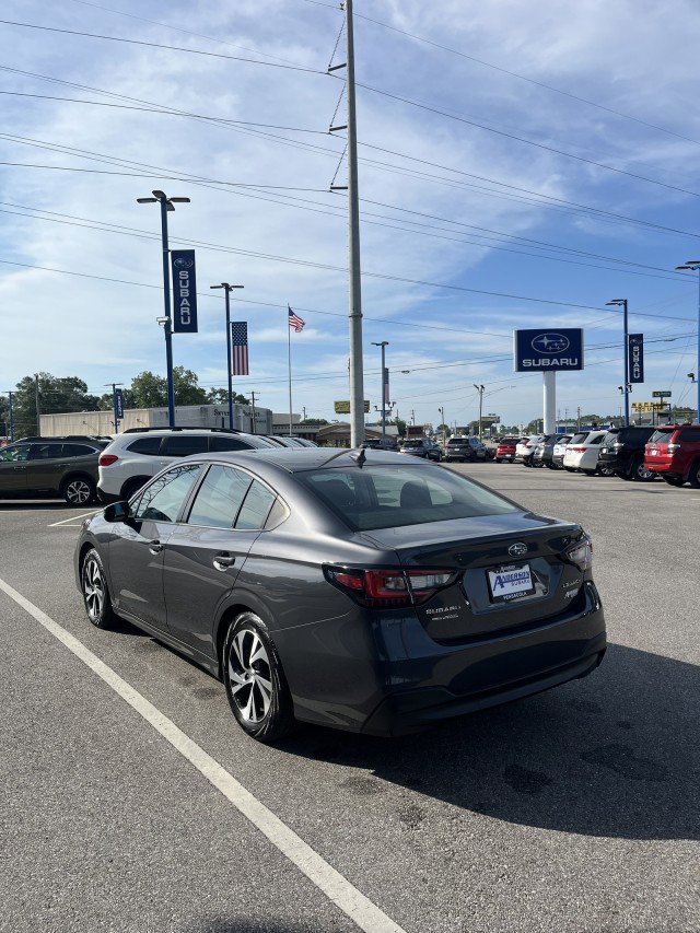 Used 2024 Subaru Legacy Premium image 5