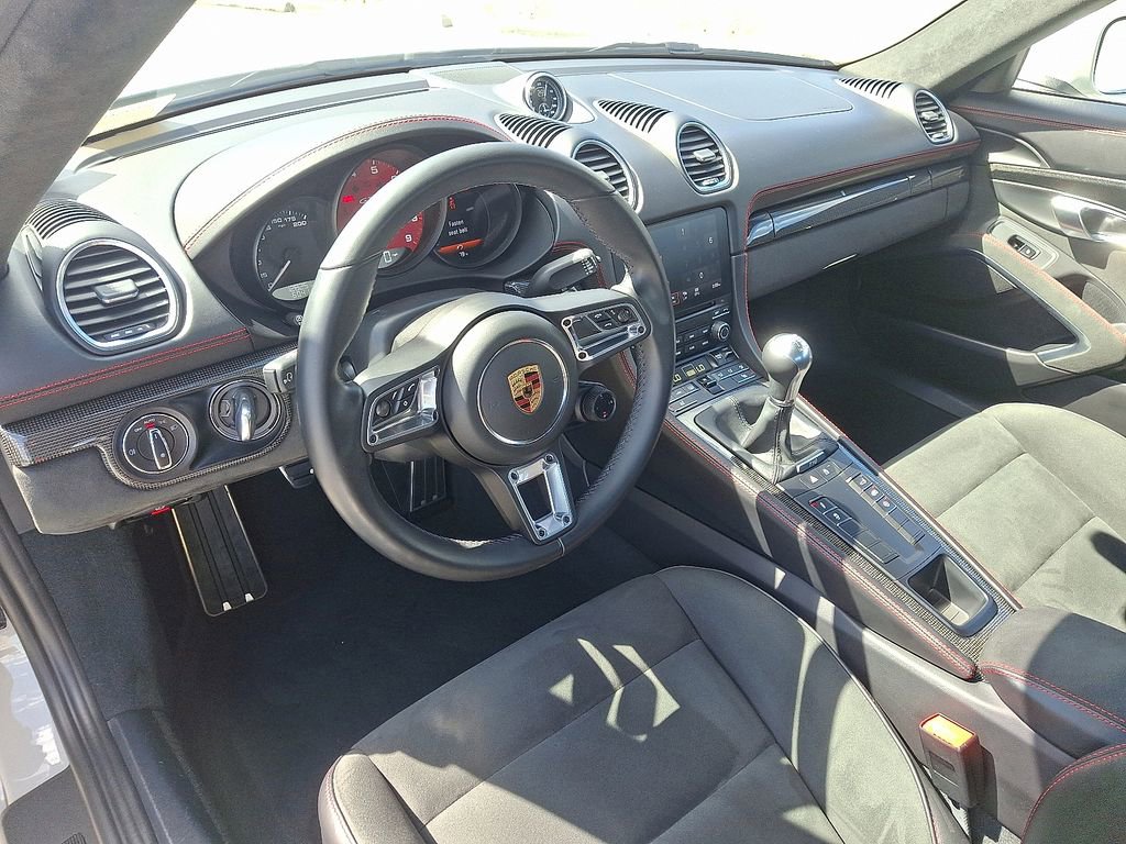 Certified 2023 Porsche 718 Cayman GT4 image 4
