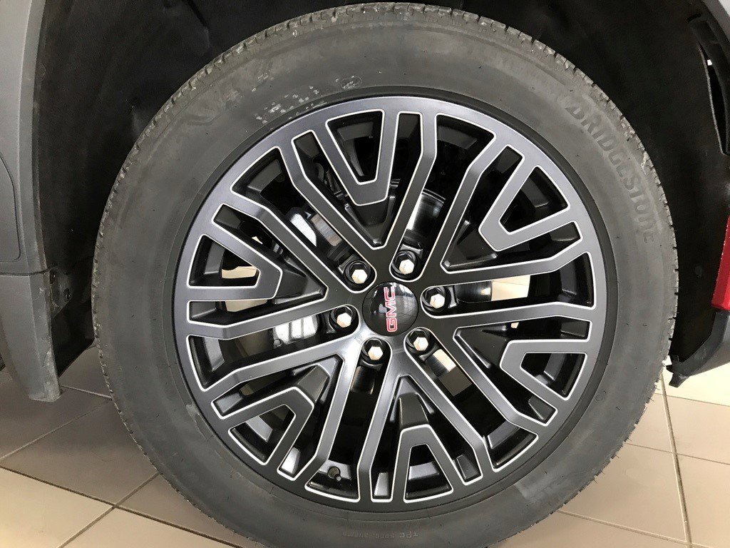 Certified 2024 GMC Sierra 1500 Denali w/ Denali Reserve Package image 12