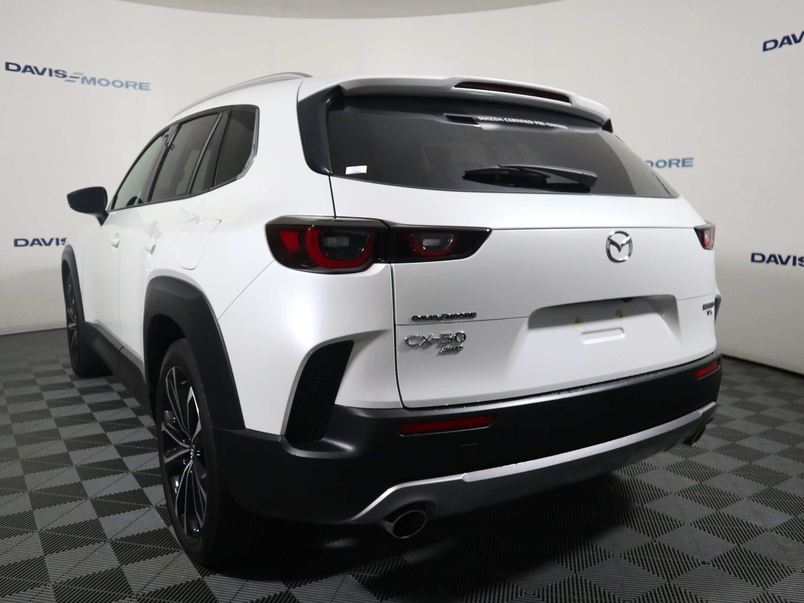 Certified 2025 MAZDA CX-50 AWD 2.5 Turbo w/ Premium Pkg image 9