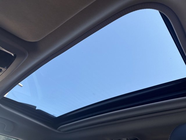 Used 2017 Subaru Outback 2.5i Limited image 17