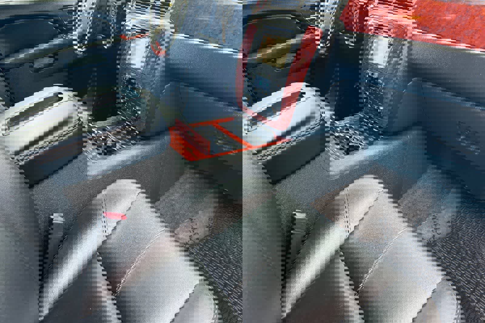 Used 2012 Chevrolet Avalanche LT image 18