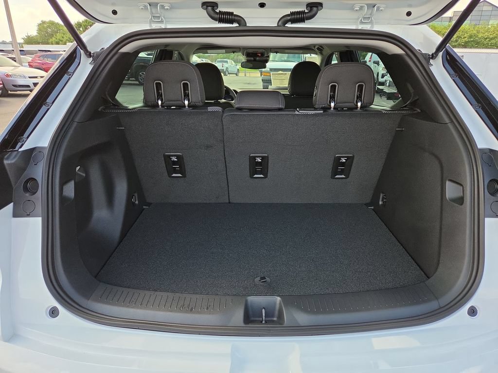 New 2027 Chevrolet Bolt LT FWD image 16
