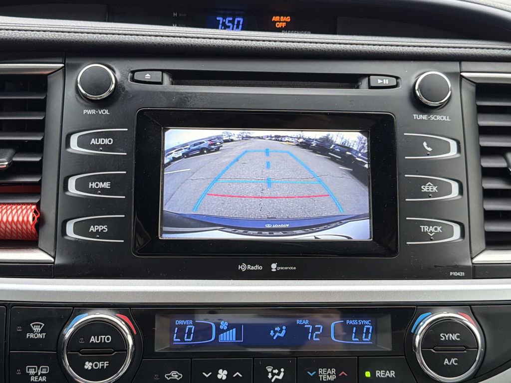 Used 2014 Toyota Highlander Plus image 35