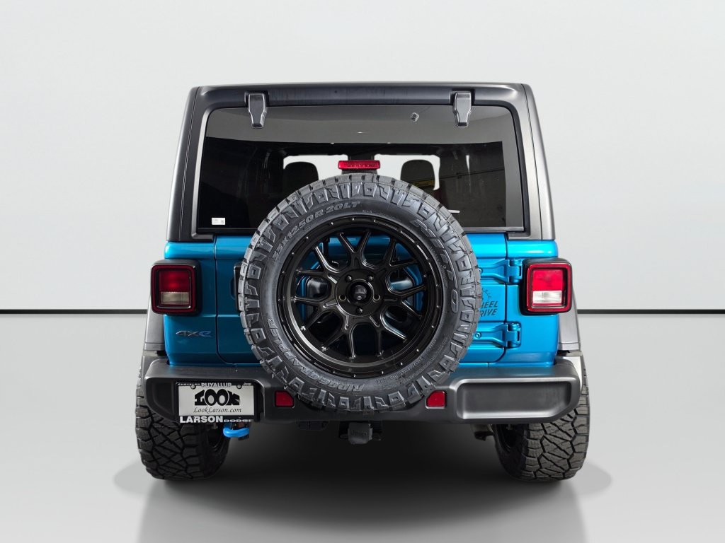 Used 2024 Jeep Wrangler Unlimited AWD/4WD image 4