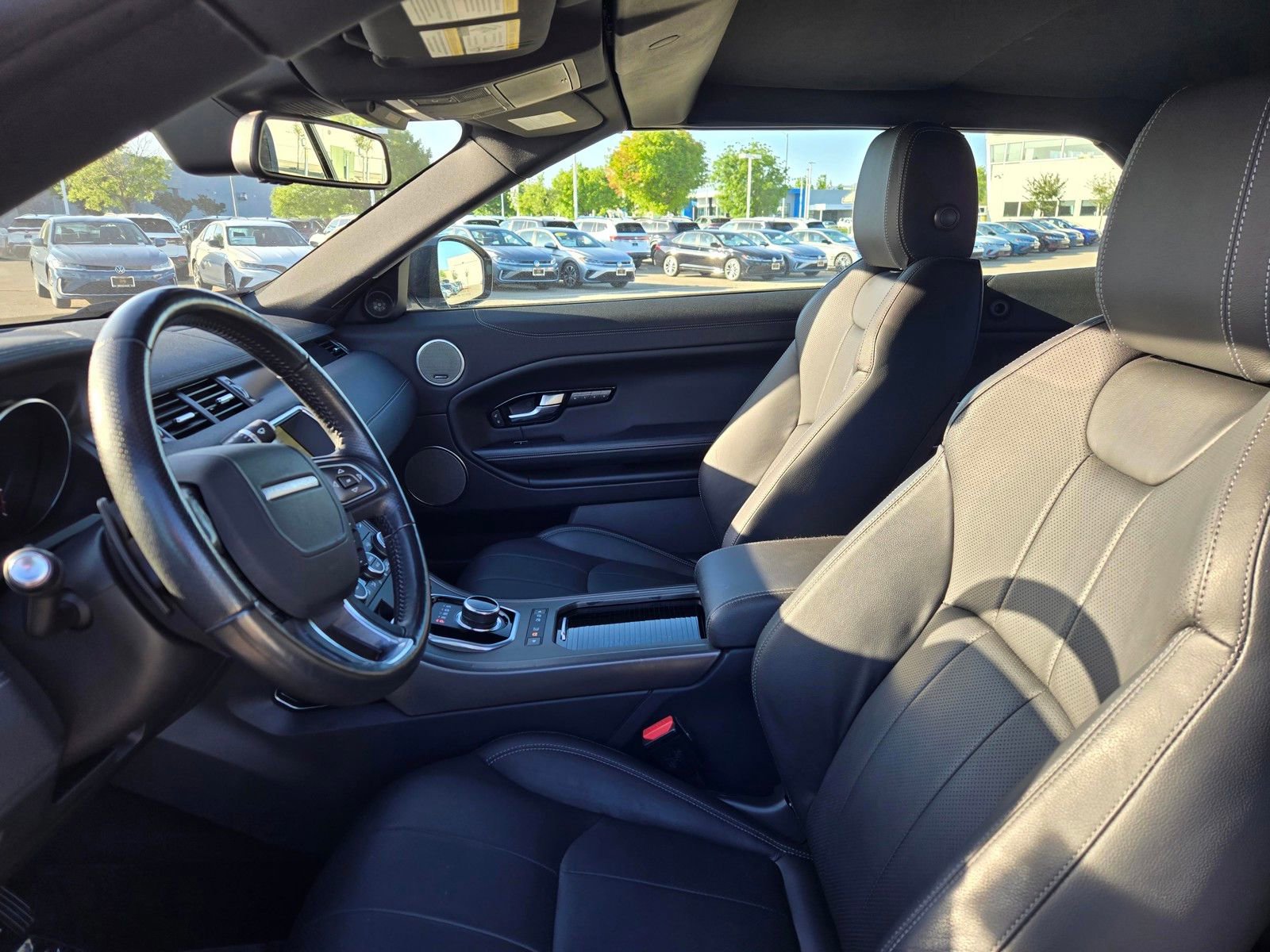 Used 2018 Land Rover Range Rover Evoque SE Dynamic AWD/4WD image 20