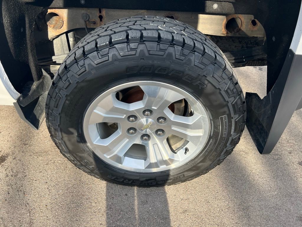 Used 2017 Chevrolet Silverado 1500 LT w/ All Star Edition image 13