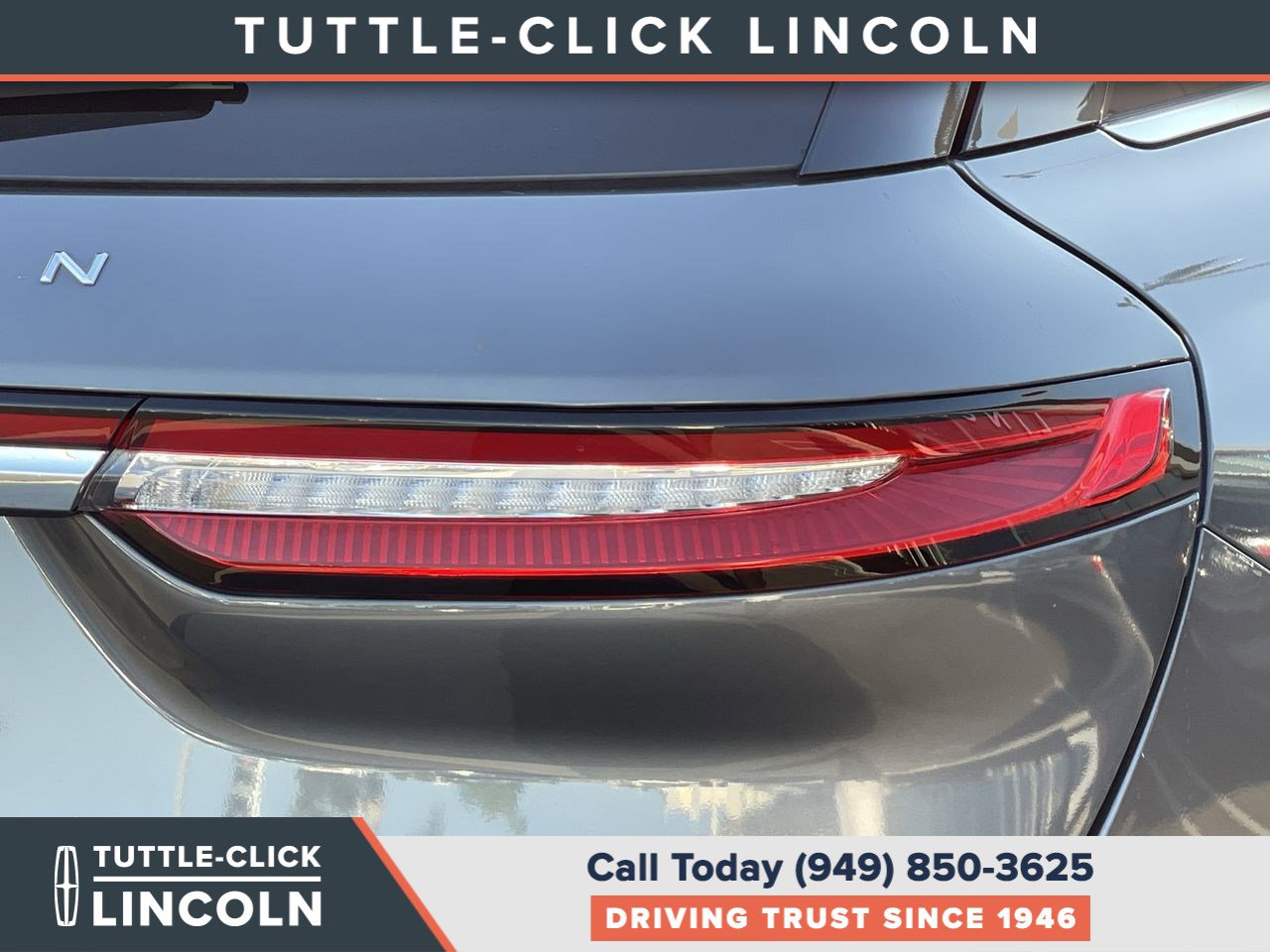 Used 2022 Lincoln Corsair Reserve w/ Equipment Group 201A FWD image 9