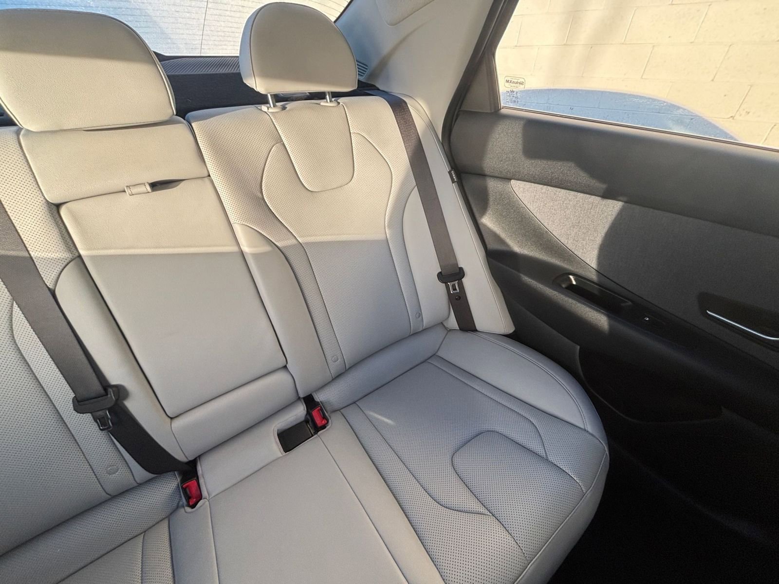 Used 2025 Hyundai Elantra Limited image 38