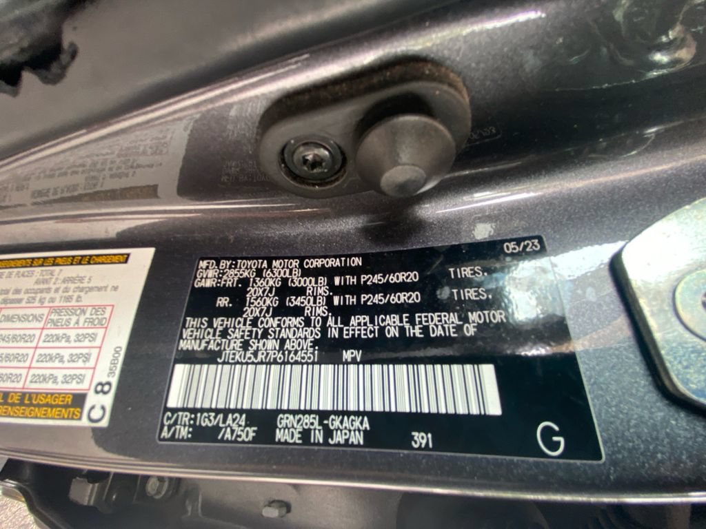 Used 2023 Toyota 4Runner Limited AWD/4WD image 28