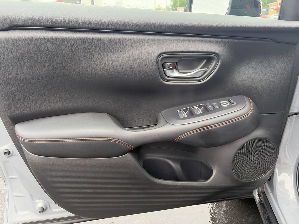 Used 2025 Honda HR-V Sport image 15