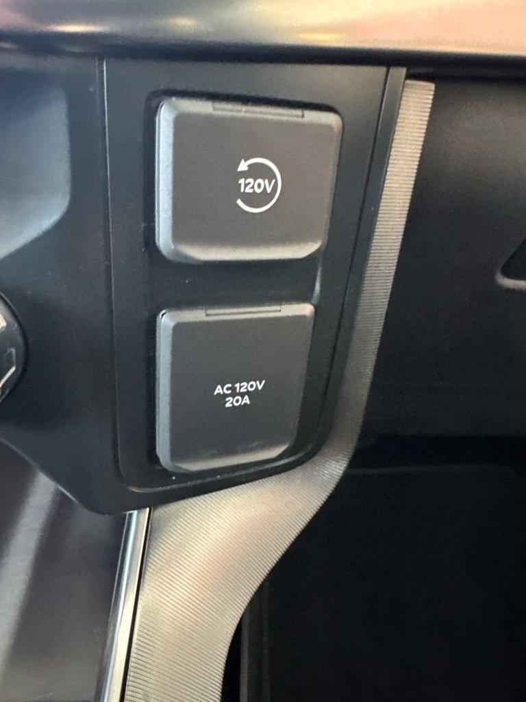Used 2025 Ford F150 Platinum w/ Equipment Group 702A High AWD/4WD image 25