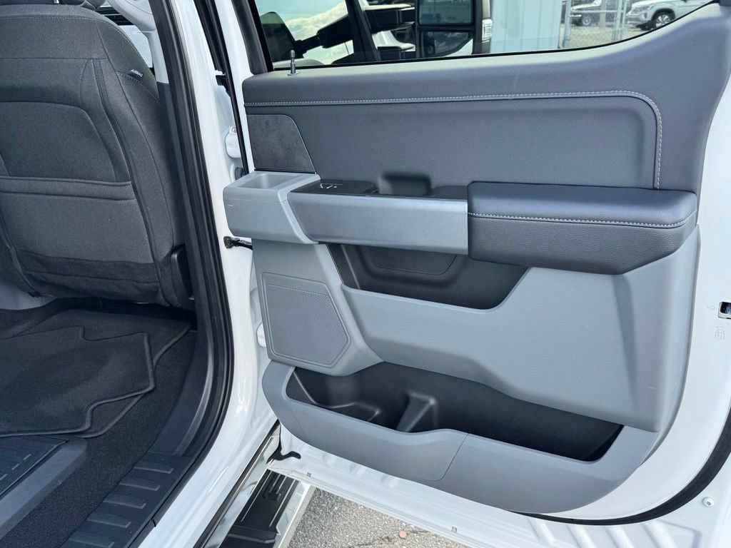 Used 2024 Ford F150 XLT w/ Equipment Group 302A MID RWD image 31