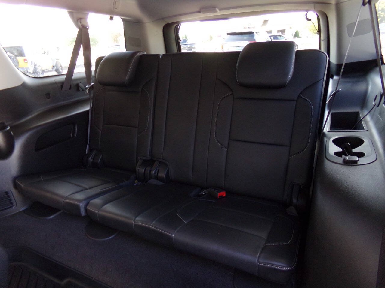 Used 2015 Chevrolet Suburban LTZ RWD image 25