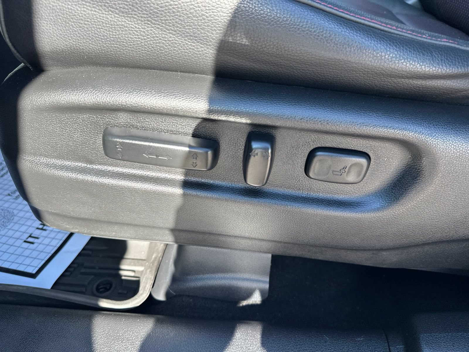 Used 2022 Honda Ridgeline Black Edition image 16