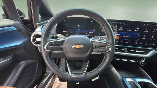 Used 2024 Chevrolet Equinox EV LT AWD/4WD image 12
