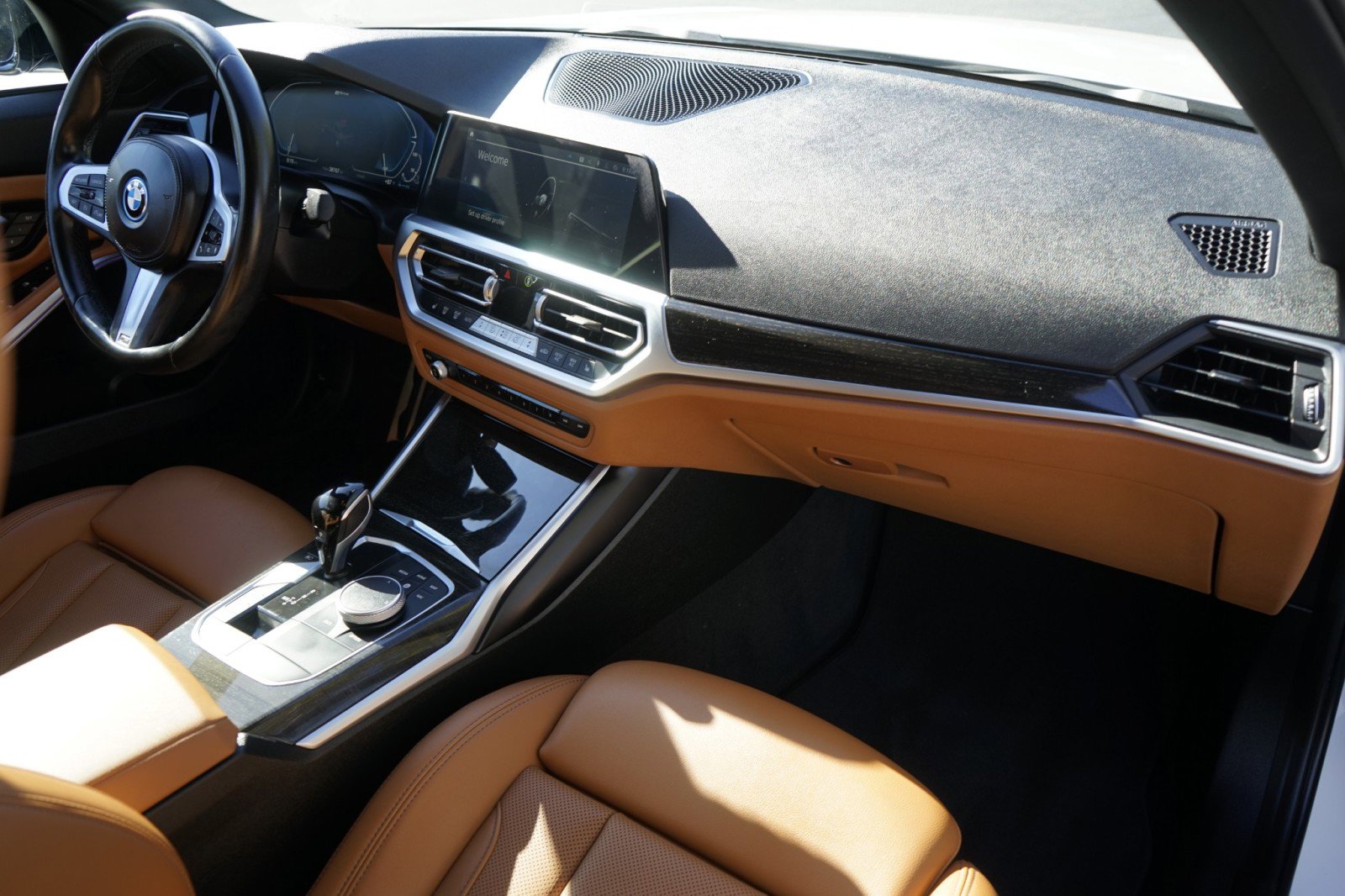 Used 2022 BMW 330e w/ M Sport Package image 19