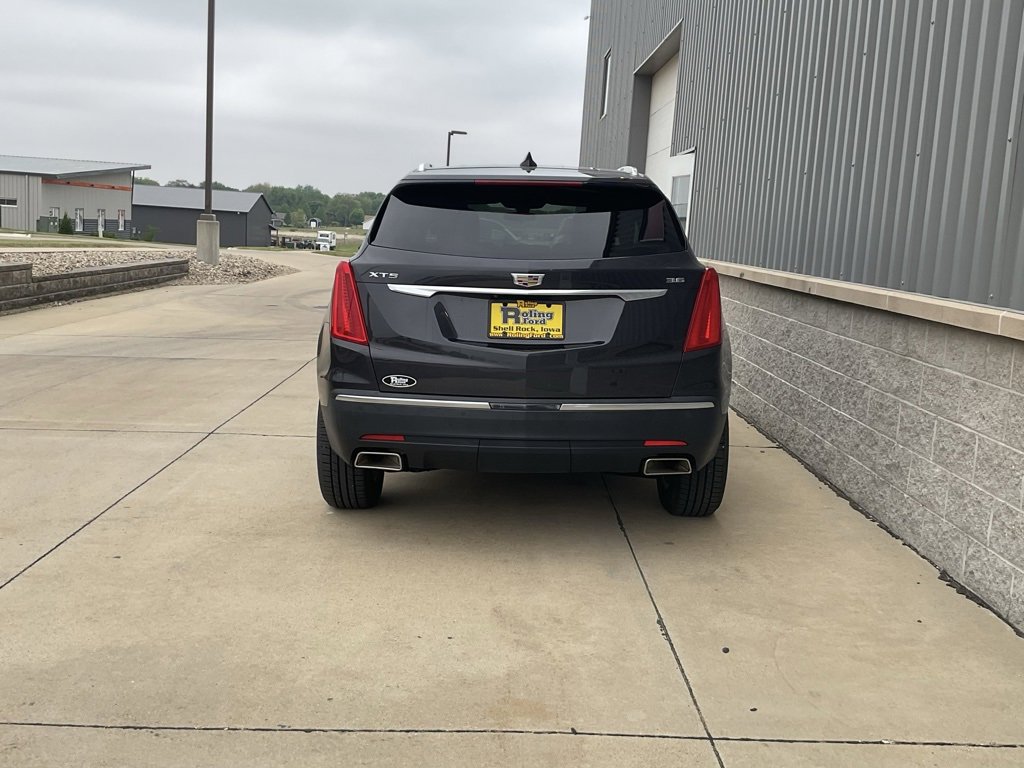 Used 2017 Cadillac XT5 FWD w/ LPO, Wheel Lock Package image 5