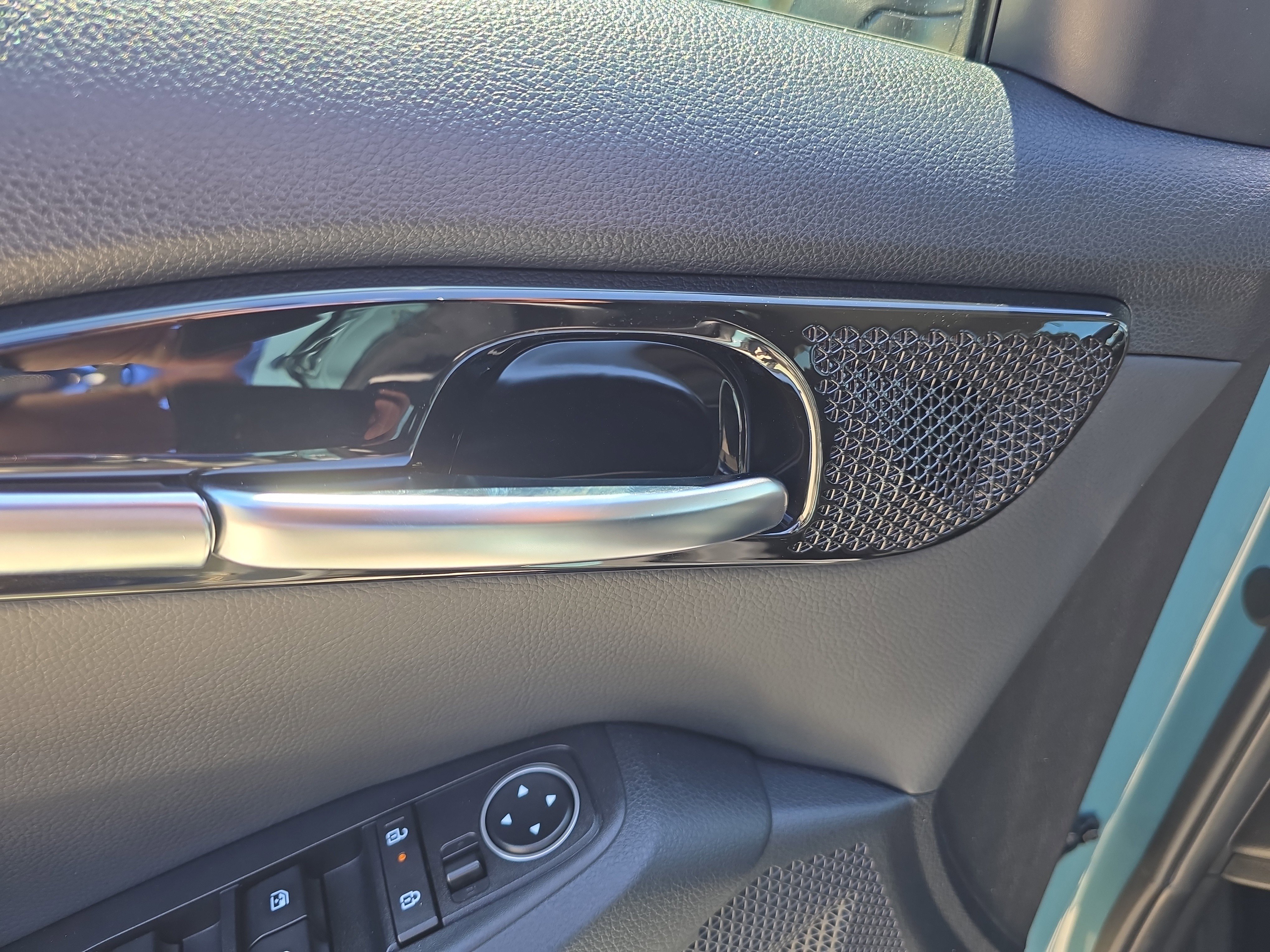 Certified 2024 Kia Seltos EX image 18