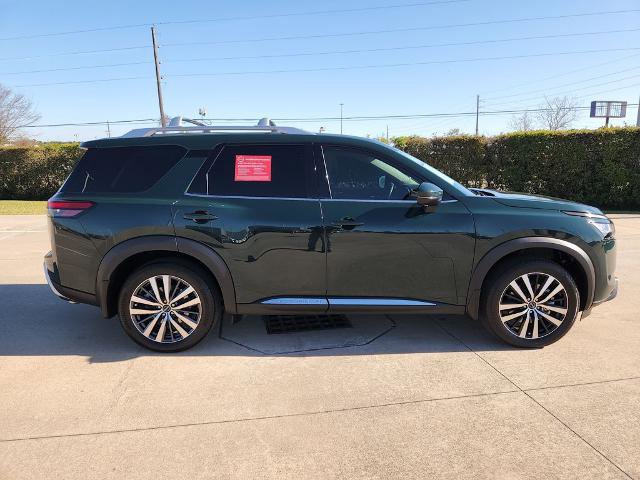 Certified 2024 Nissan Pathfinder Platinum w/ Cargo Package image 4