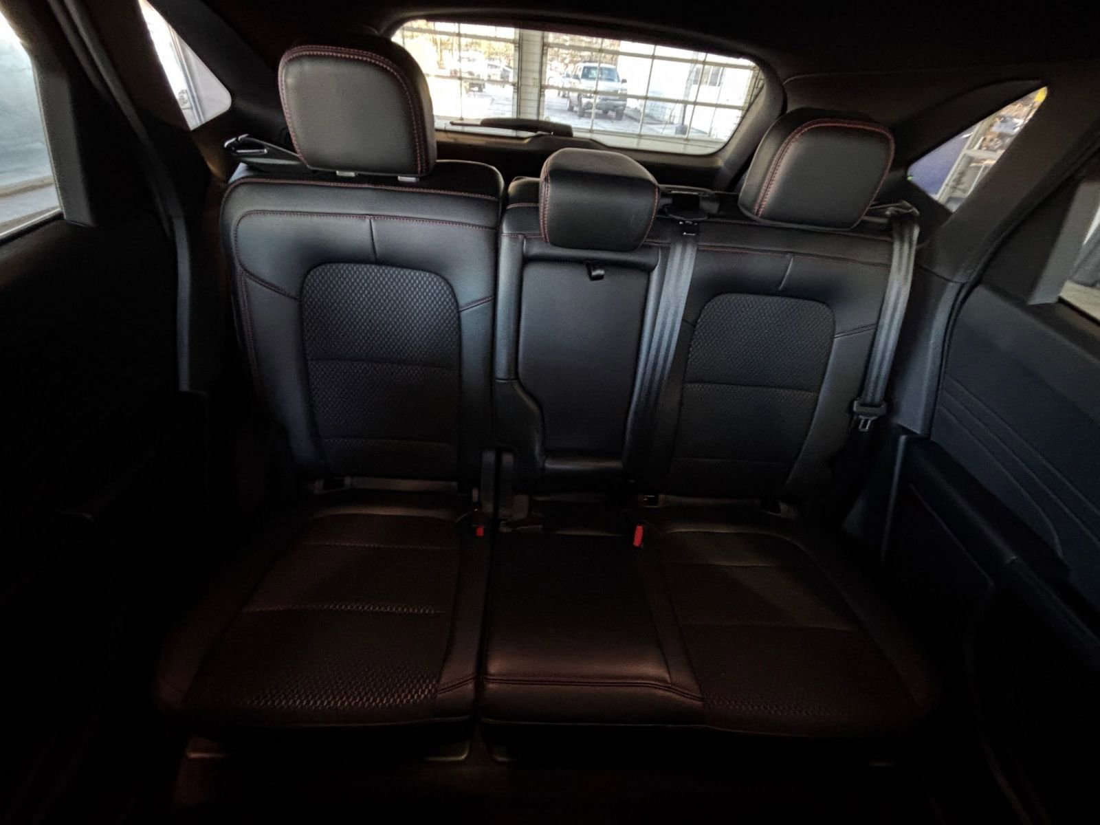 Used 2025 Ford Escape ST-Line image 38