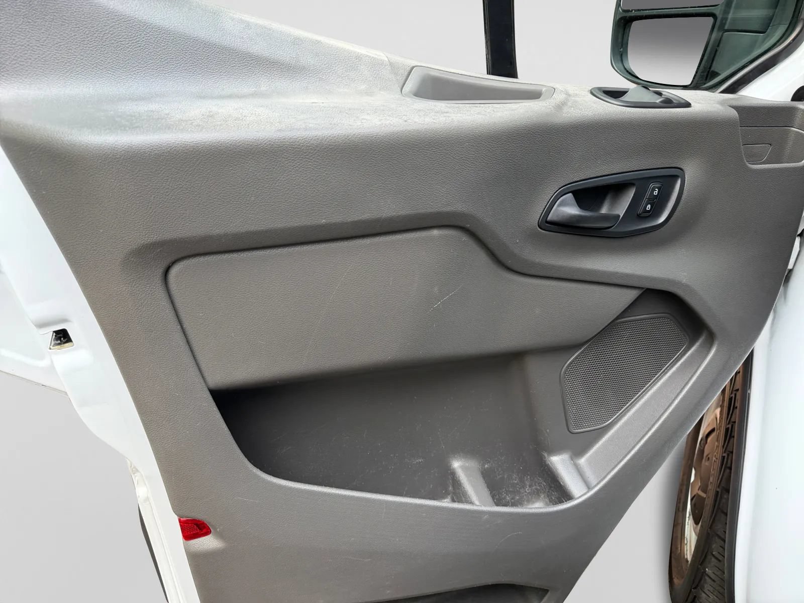 Used 2020 Ford Transit 250 Low Roof RWD image 13