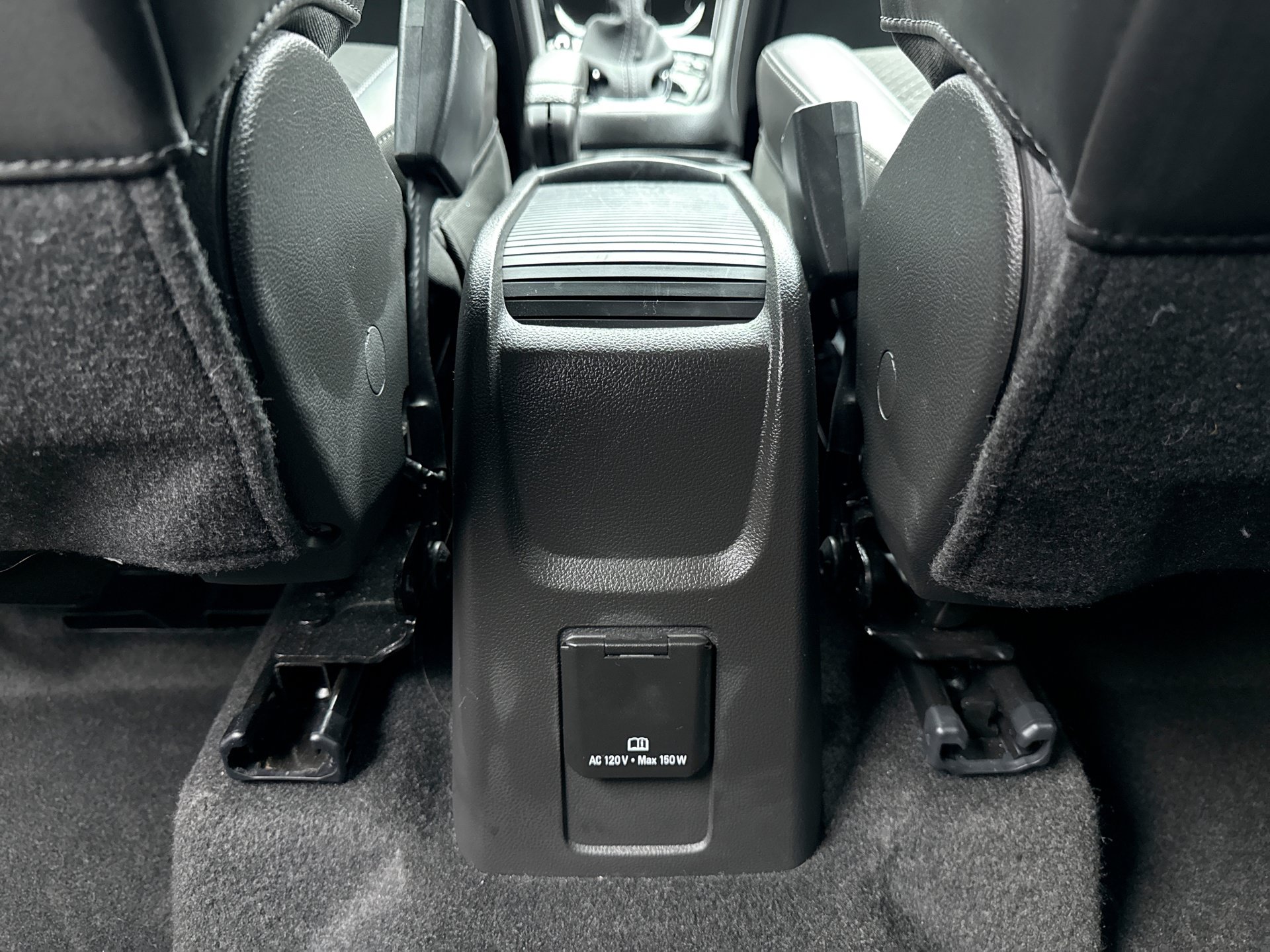 Used 2022 Buick Encore Preferred w/ Safety Package AWD/4WD image 19