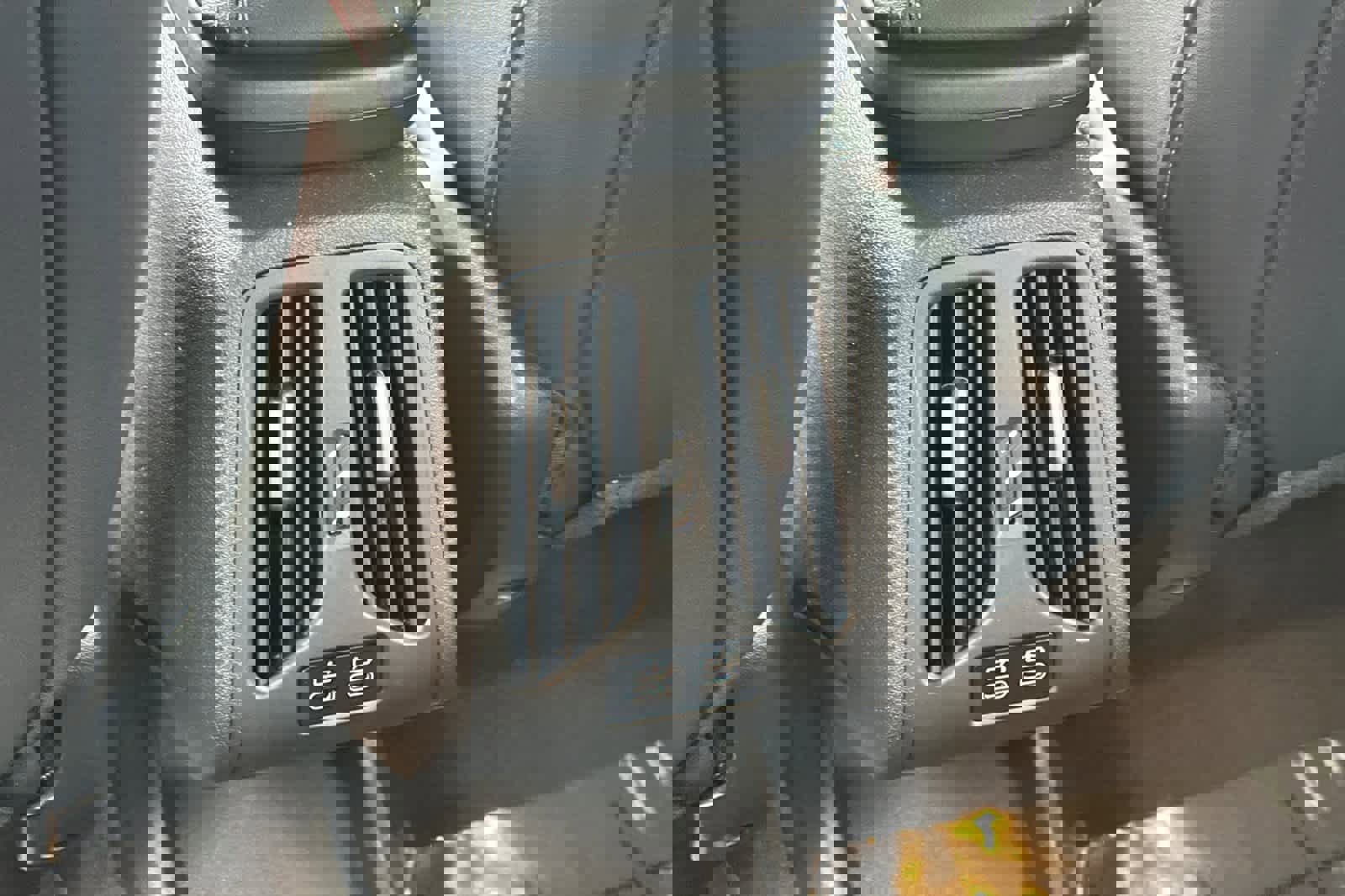 Used 2025 BMW X1 xDrive28i w/ M Sport Package image 14