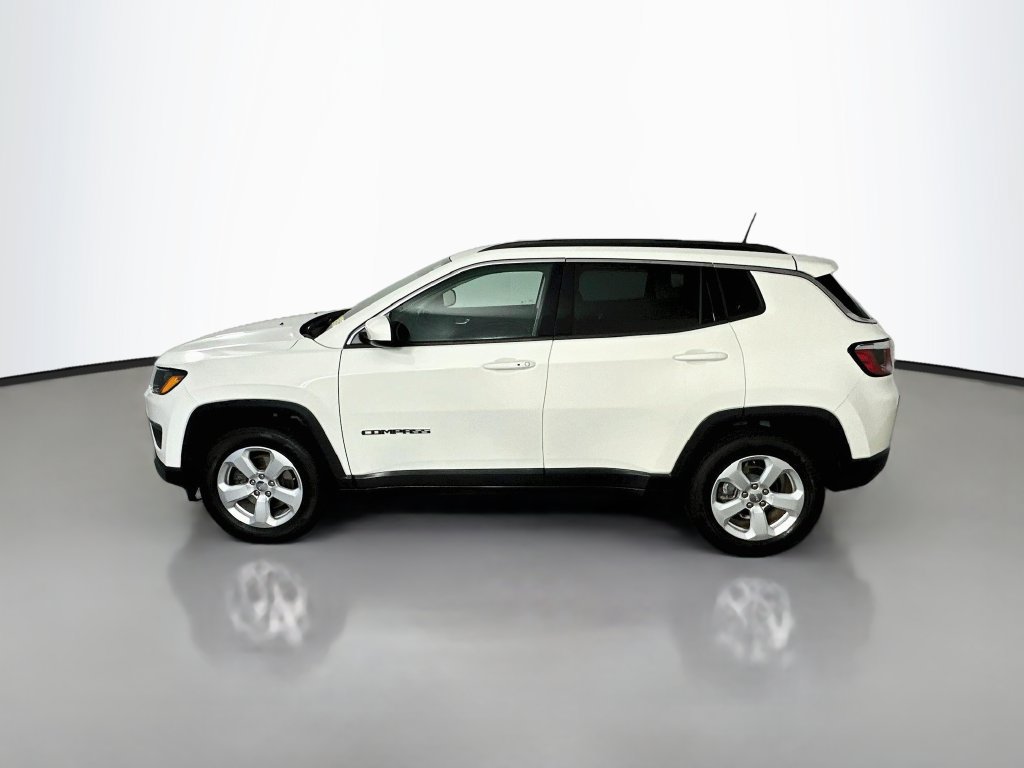 Used 2018 Jeep Compass Latitude w/ Popular Equipment Group AWD/4WD image 4