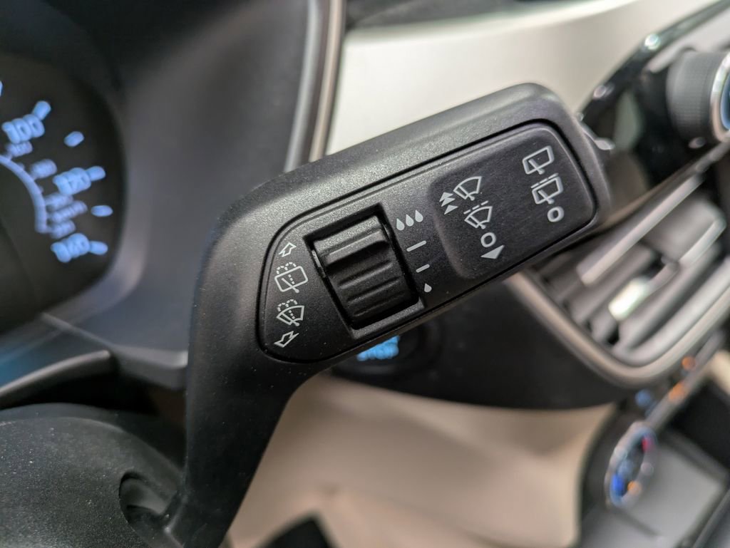 Used 2021 Ford Escape SE w/ Convenience Package FWD image 20