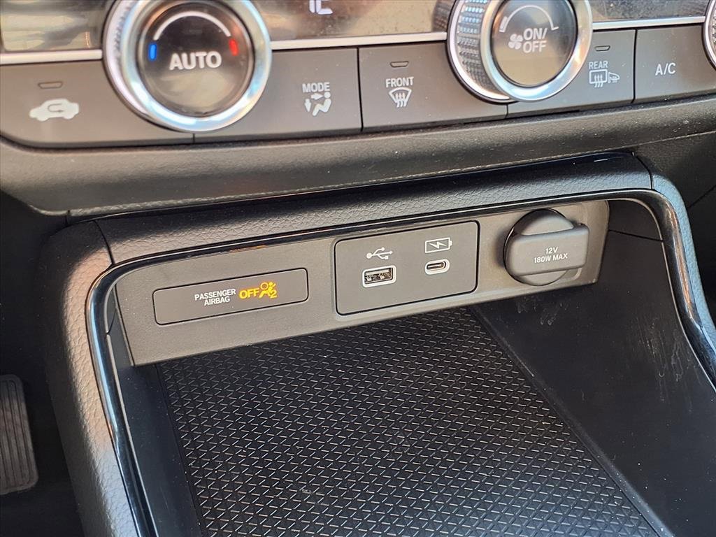 Used 2025 Honda CR-V Sport image 14