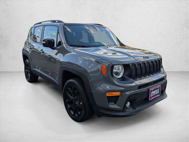 Used 2022 Jeep Renegade Altitude w/ Sun/Sound Group AWD/4WD image 3