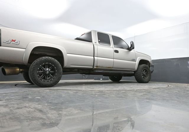 Used 2006 Chevrolet Silverado 3500 LT w/ Heavy-Duty Power Package AWD/4WD image 35