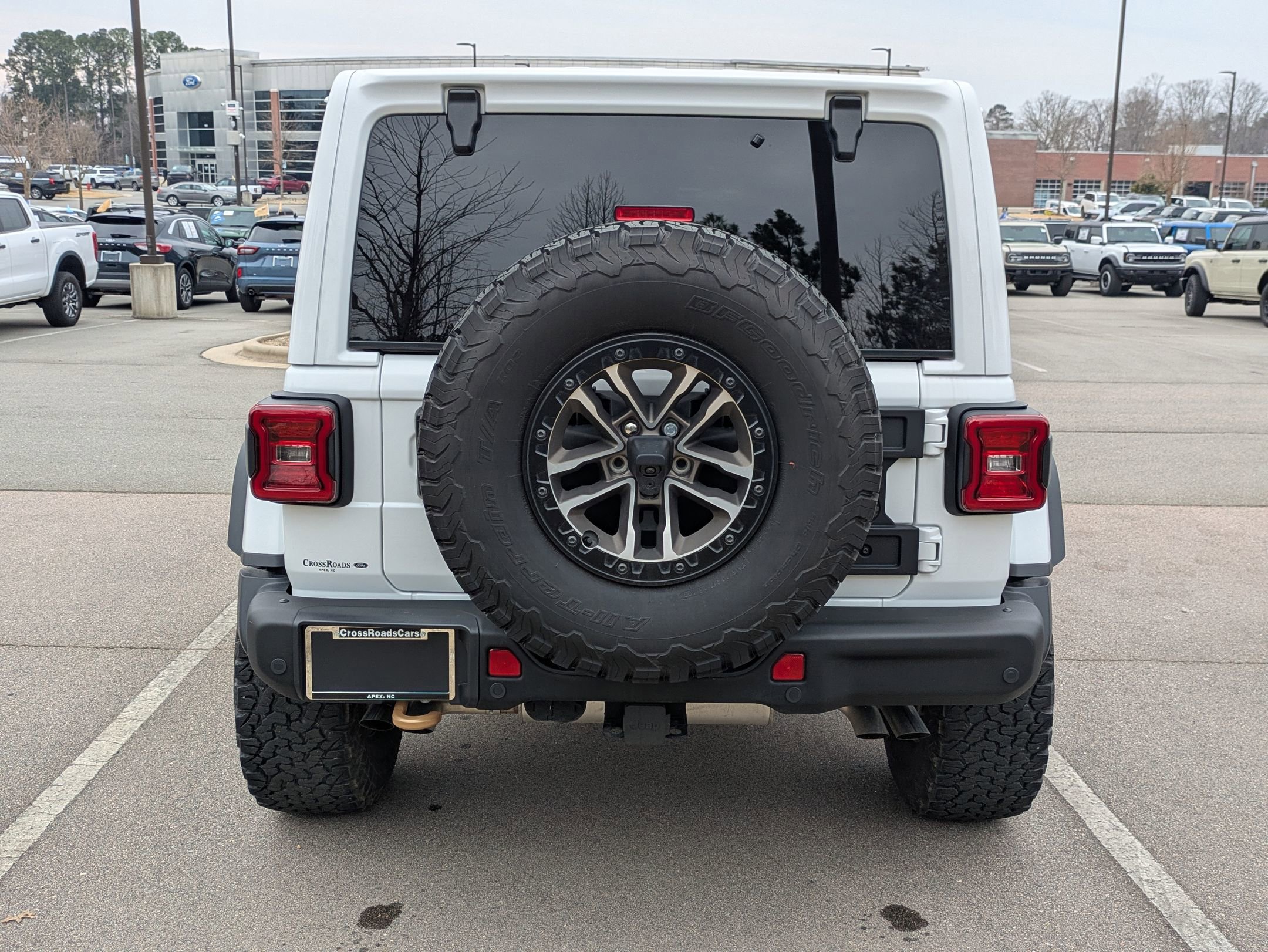 Used 2024 Jeep Wrangler Unlimited Rubicon 392 image 5