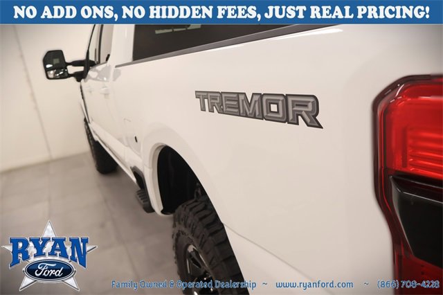 New 2026 Ford F250 Lariat w/ Tremor Off-Road Package image 43