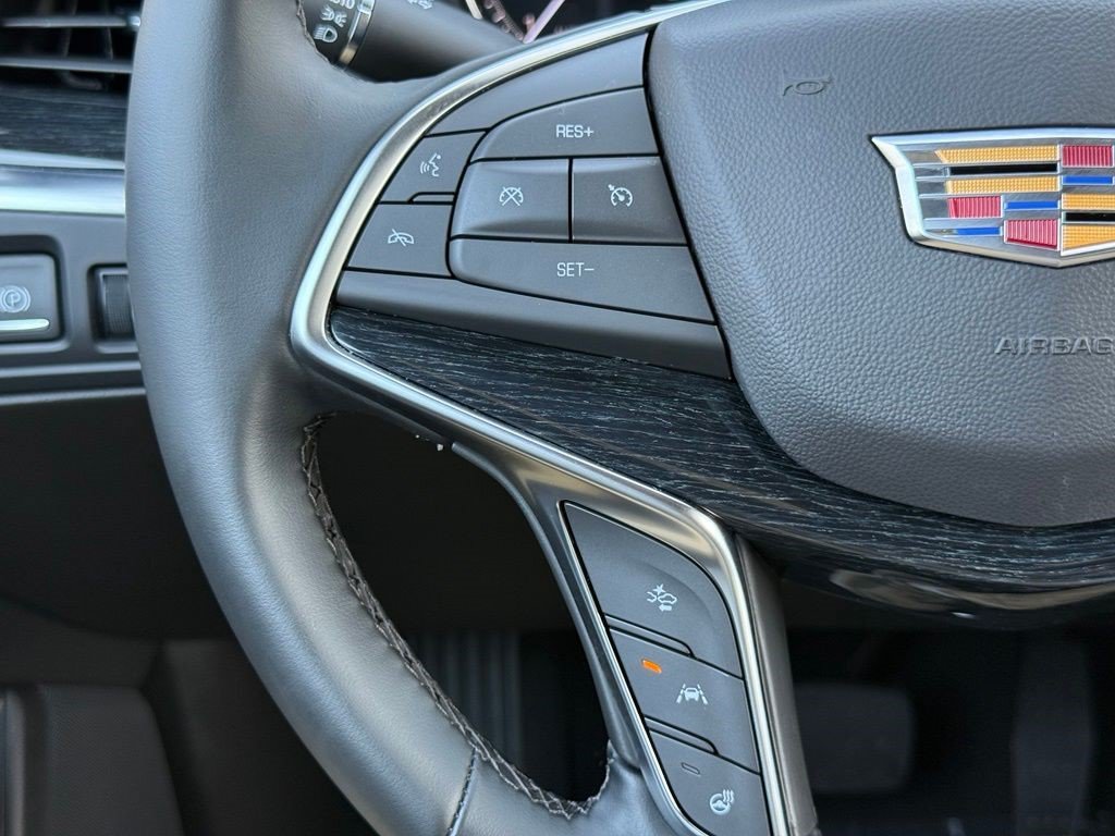 Certified 2025 Cadillac XT5 Premium Luxury AWD/4WD image 30
