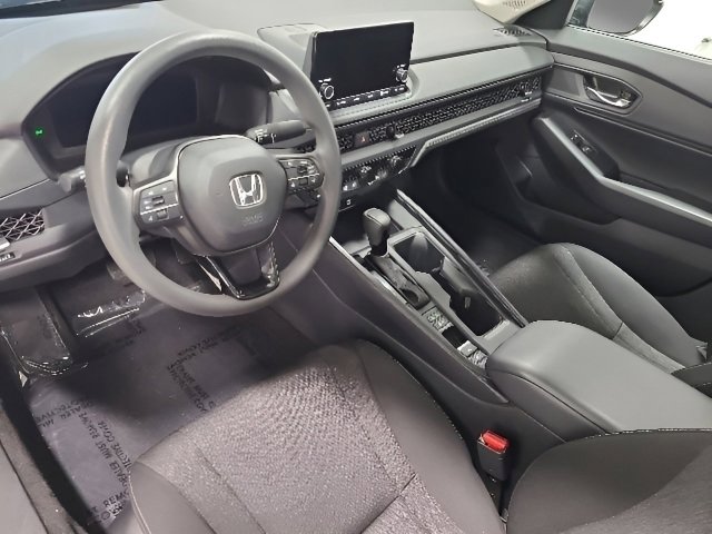 Certified 2023 Honda Accord EX image 22