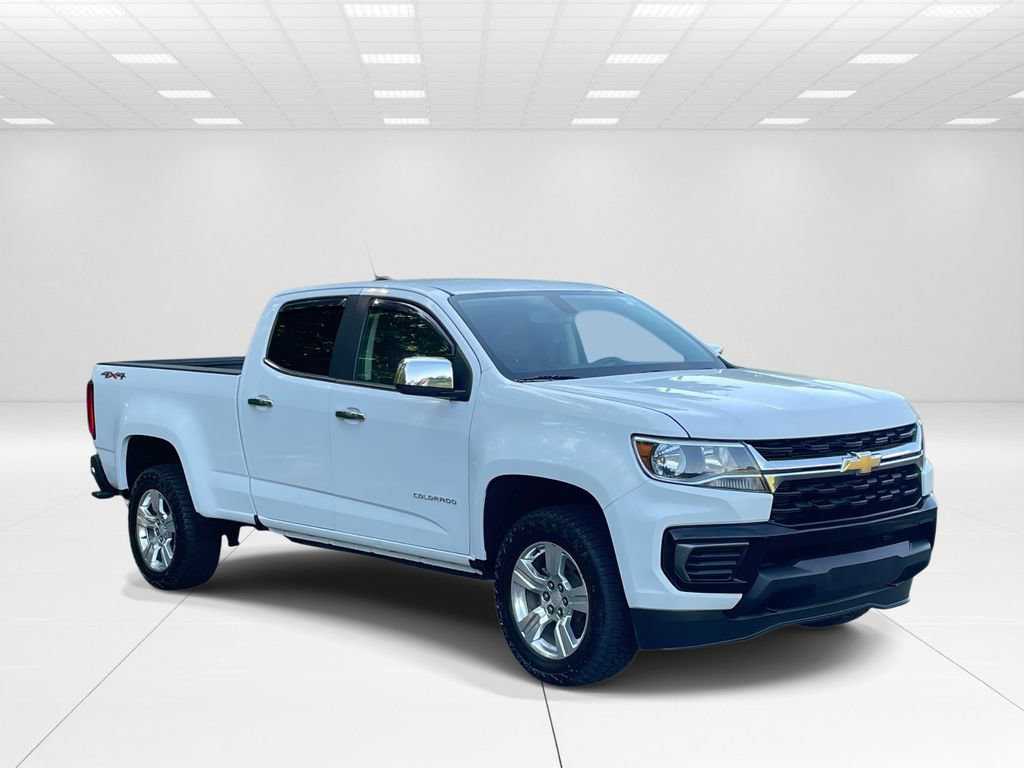 Used 2022 Chevrolet Colorado LT w/ Chrome Appearance Package AWD/4WD image 1