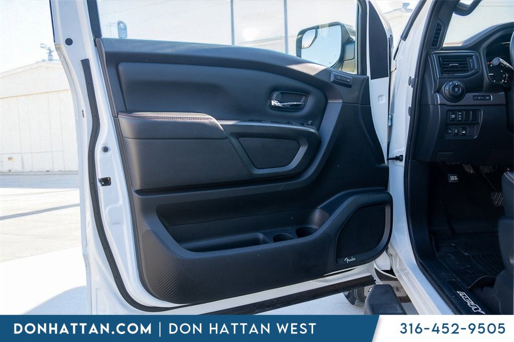 Used 2023 Nissan Titan PRO-4X w/ Pro-4x Convenience Package image 13