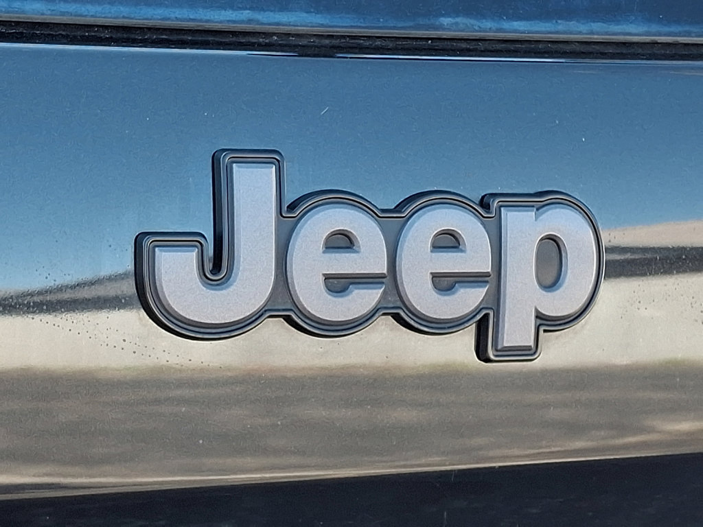 Used 2014 Jeep Cherokee Trailhawk image 17