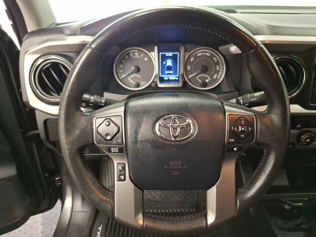Used 2017 Toyota Tacoma SR5 w/ Tow Package image 14