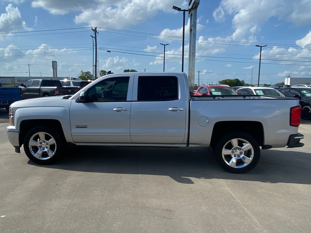 Used 2015 Chevrolet Silverado 1500 LT w/ Texas Edition, 1LT Trim RWD image 2