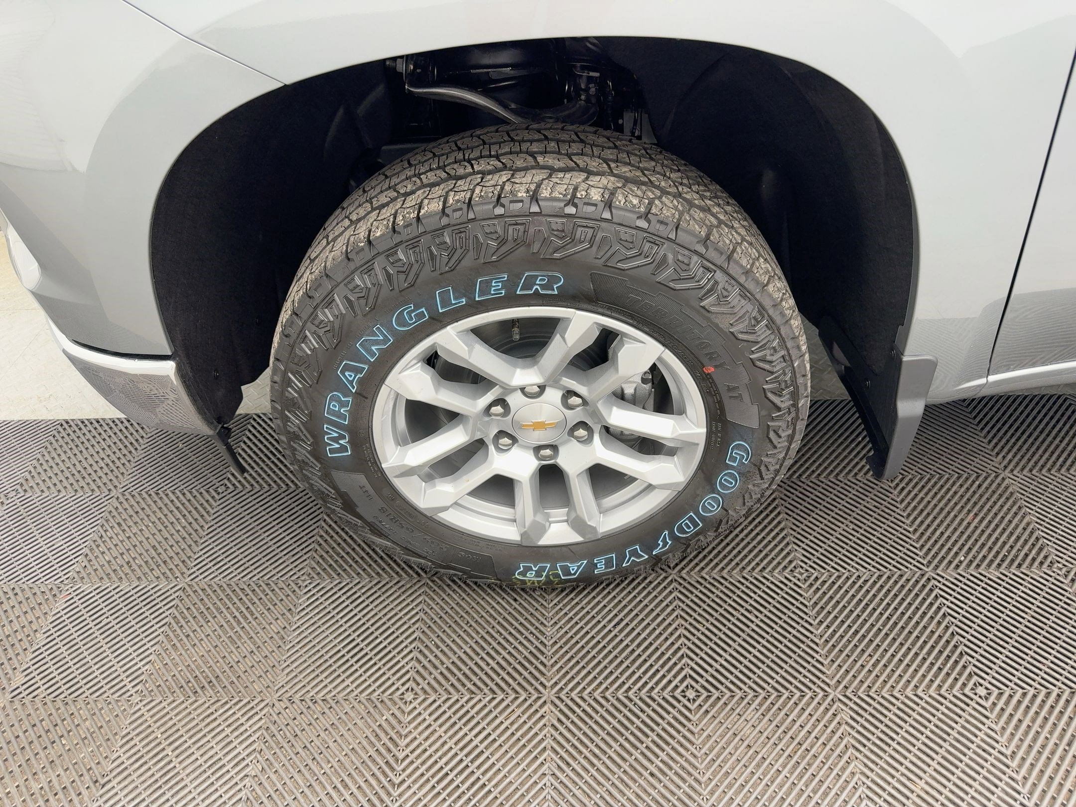 New 2026 Chevrolet Silverado 1500 LT image 12