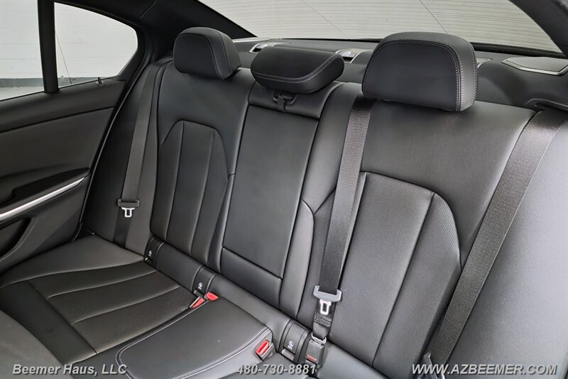 Used 2025 BMW 330i Sedan w/ M Sport Package RWD image 40