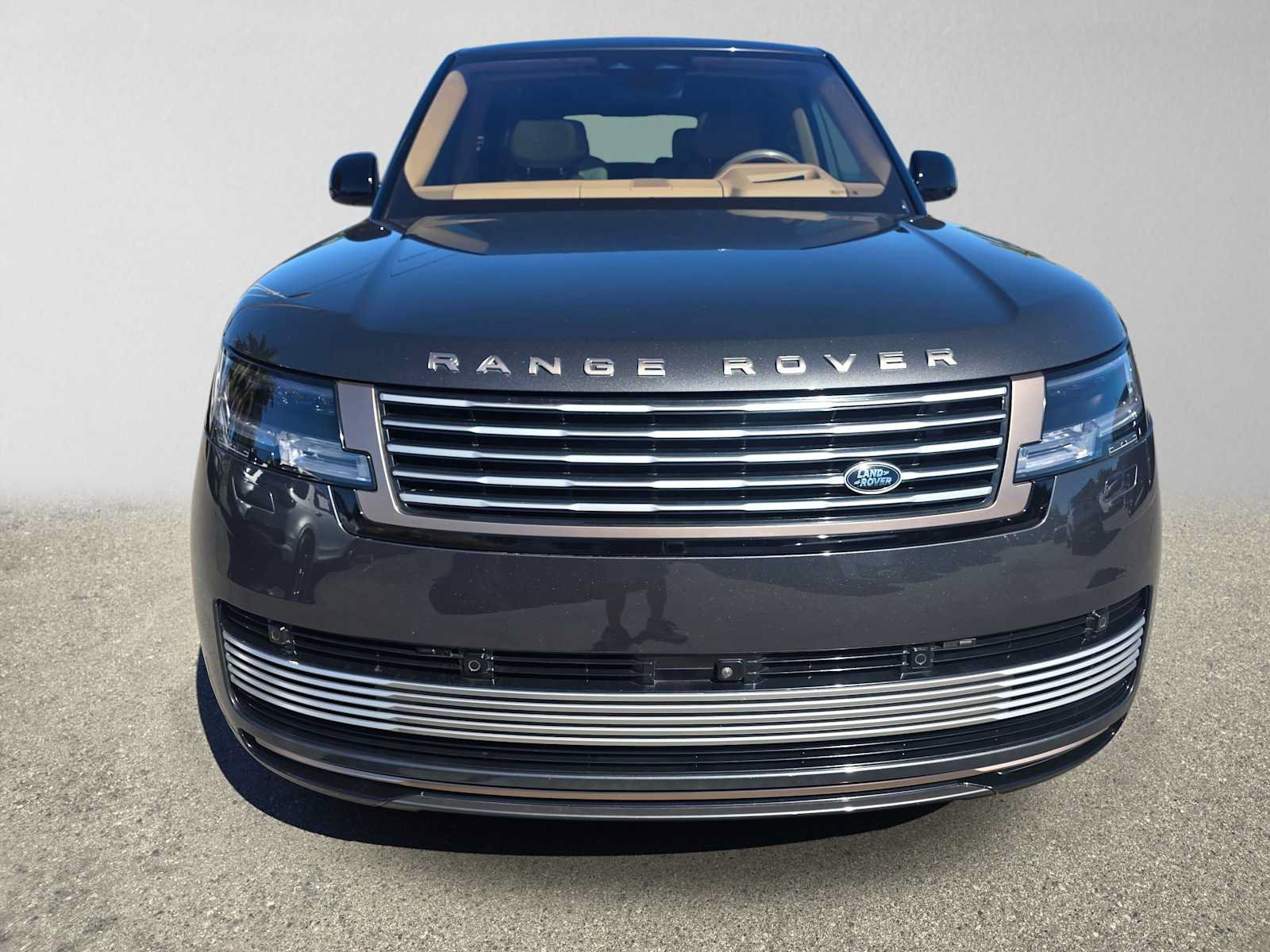 Used 2023 Land Rover Range Rover SV AWD/4WD image 8