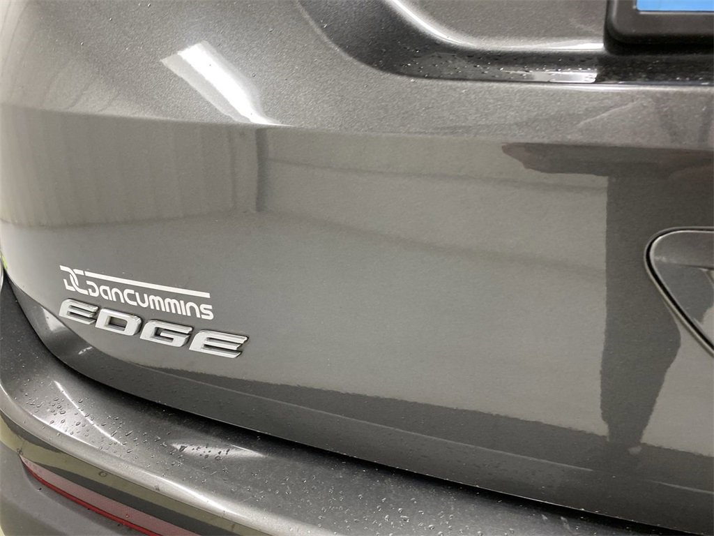 Used 2015 Ford Edge SEL w/ Equipment Group 201A image 26