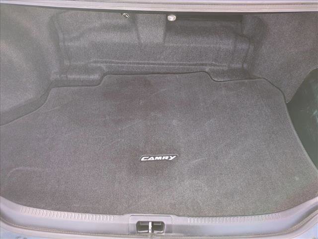 Used 2015 Toyota Camry XLE w/ Moonroof Package image 6