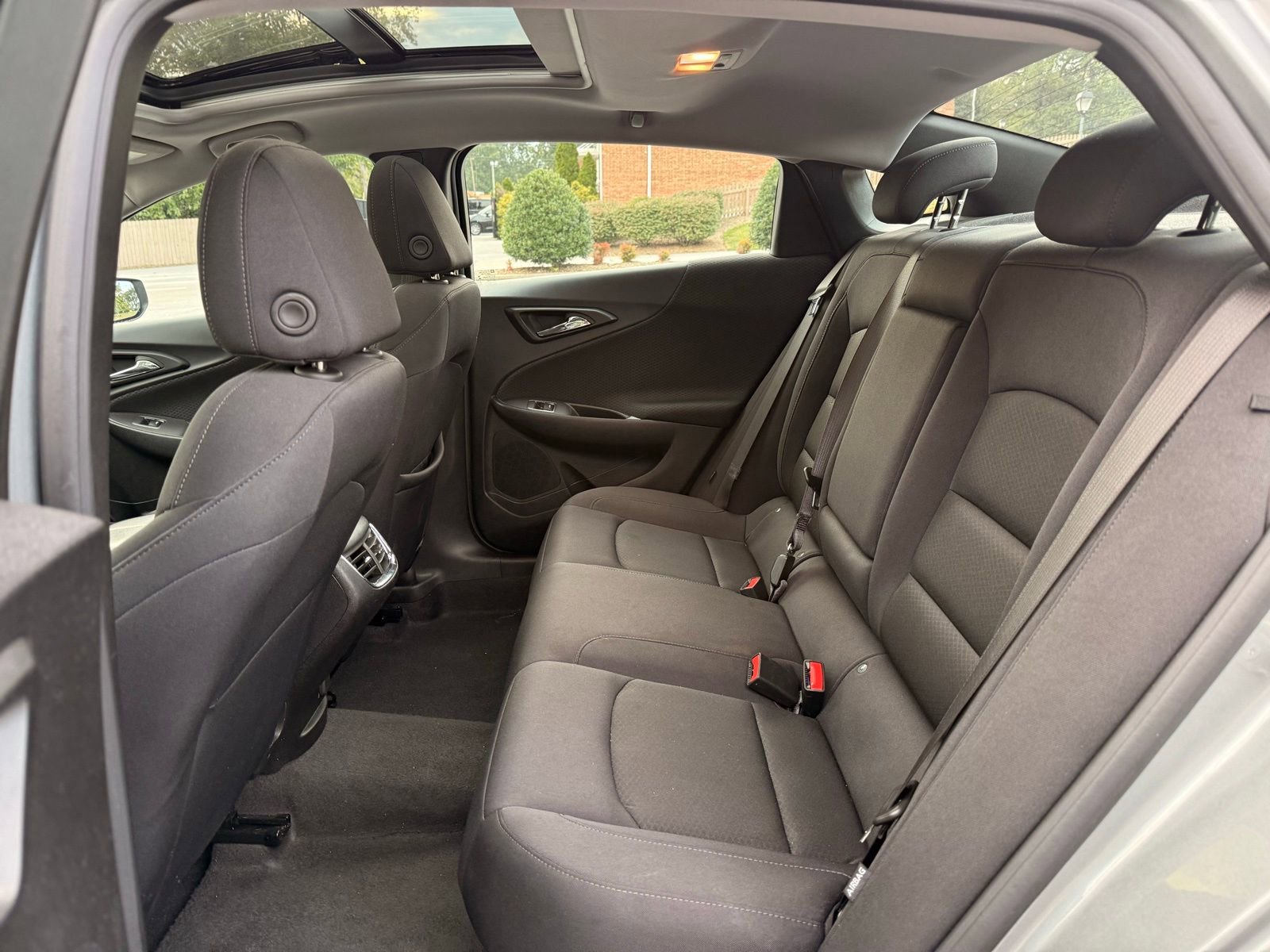 Used 2024 Chevrolet Malibu LT image 17