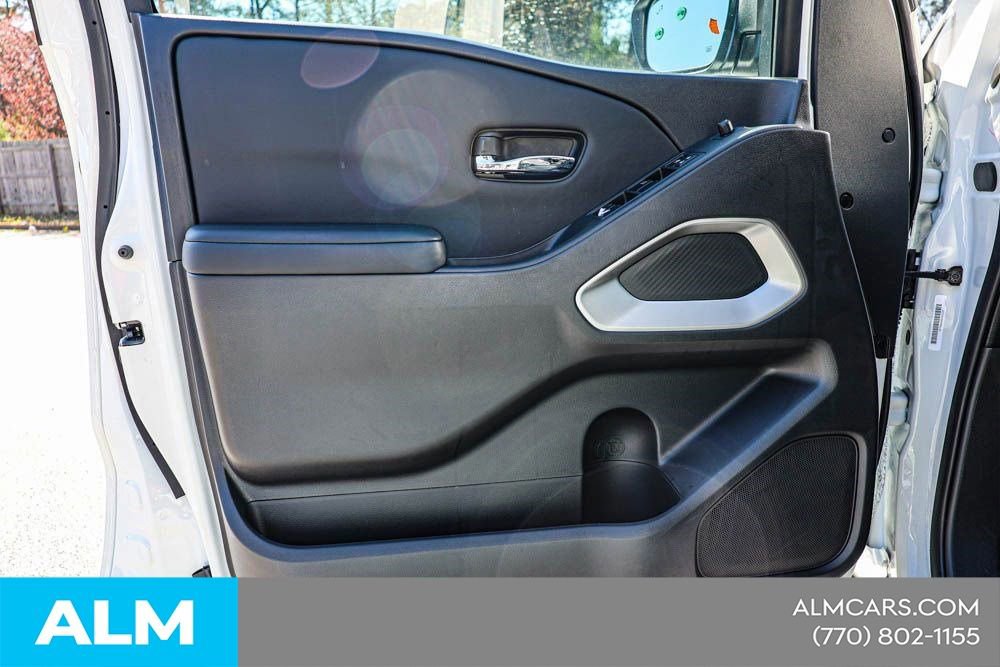 Certified 2025 Nissan Frontier SV w/ SV Convenience Package RWD image 45